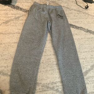 Roots joggers